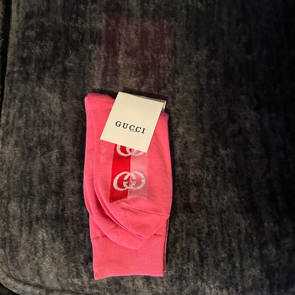 Gucci Vibrant Pink Logo Socks